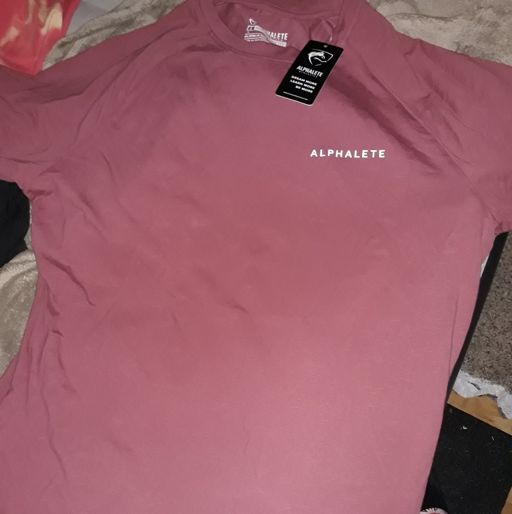 Mens brand new alphalete shirts